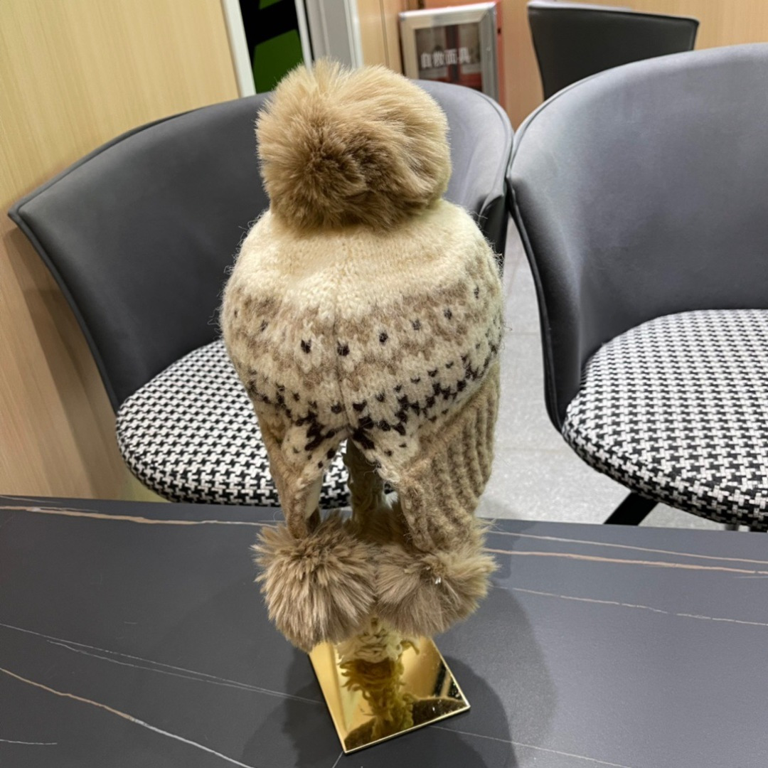  普拉达Prada护耳可爱加绒加厚女可爱保暖针织毛线帽子