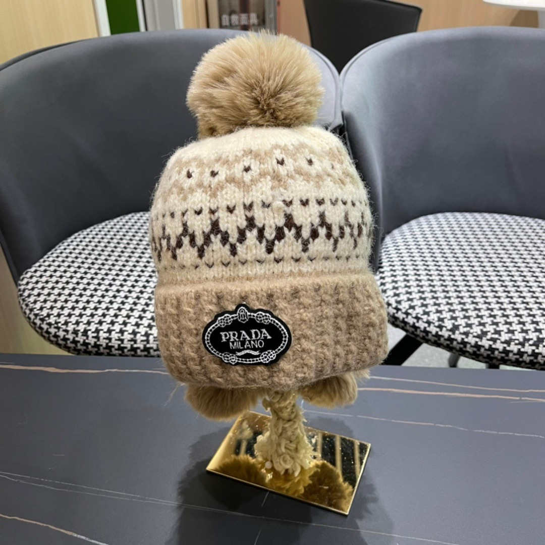  普拉达Prada护耳可爱加绒加厚女可爱保暖针织毛线帽子