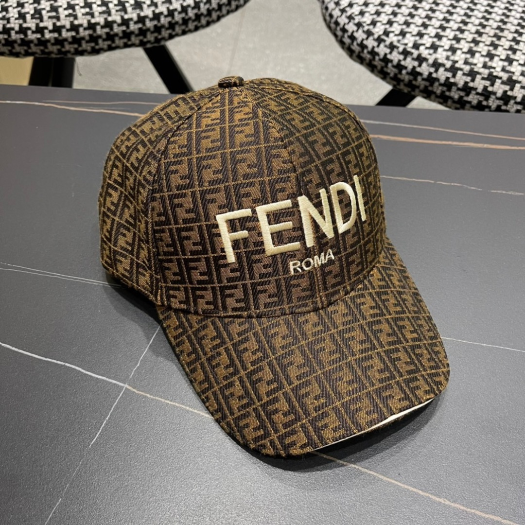  FENDI芬迪，棒球帽 代购版本！时尚潮流，高端做工！