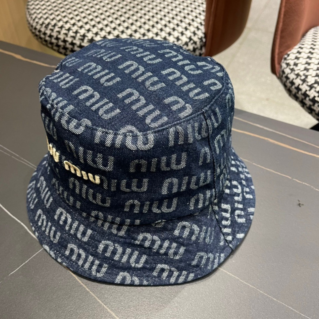  谬谬经典网官新款渔夫帽大牌高级十感足！简约尚时风，男女同款！高质品，尊享品质感！