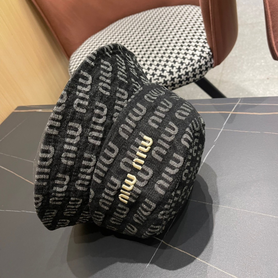  谬谬经典网官新款渔夫帽大牌高级十感足！简约尚时风，男女同款！高质品，尊享品质感！