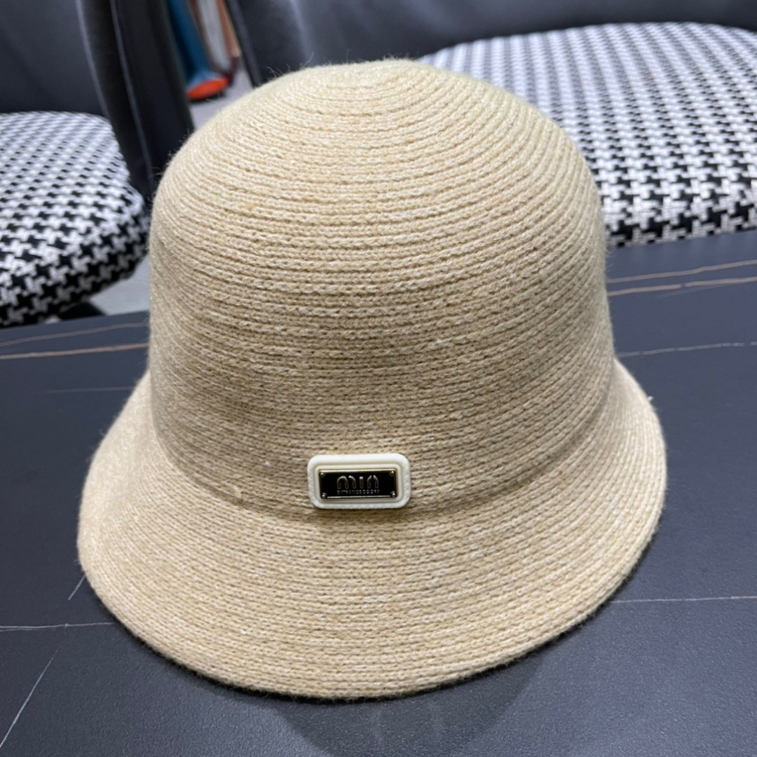 NO:220415,Misunderstanding MIUMIU irregular wool fisherman hat, autumn and winter hot product, trendy people same single product hat, fisherman hat, baseball hat, knit hat, hat, miumiu, espadrilles, hats19860909谬谬MIUMIU不规则毛线渔夫帽 秋冬爆款,潮人同款单品帽子渔夫帽棒球帽针织帽,帽子,miumiu,espadrilles,hats,hat