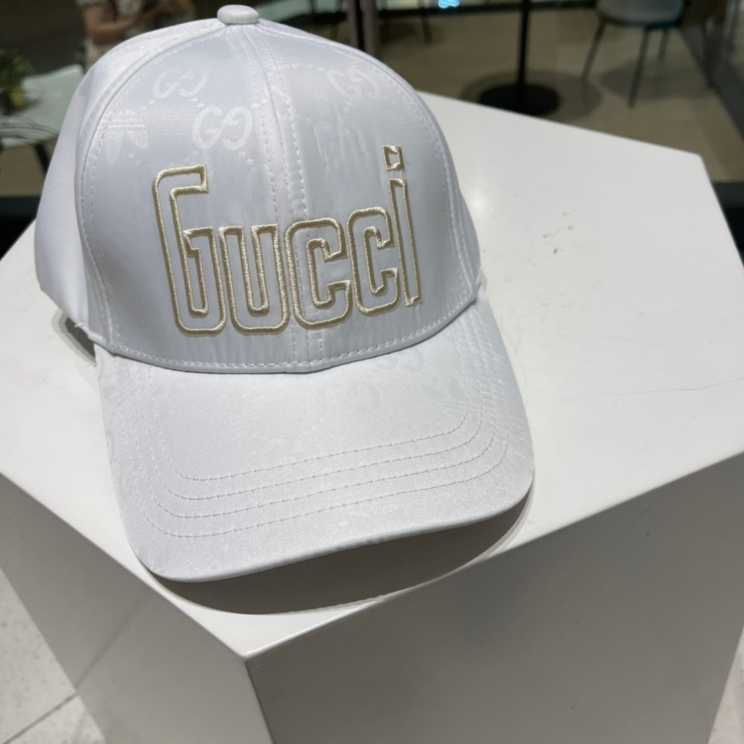  古奇棒球帽♥️GUCCI🧢官网新品，棒球帽，原单品质火爆来袭 。🎩 工艺非常精美 高档大气上档次！低调