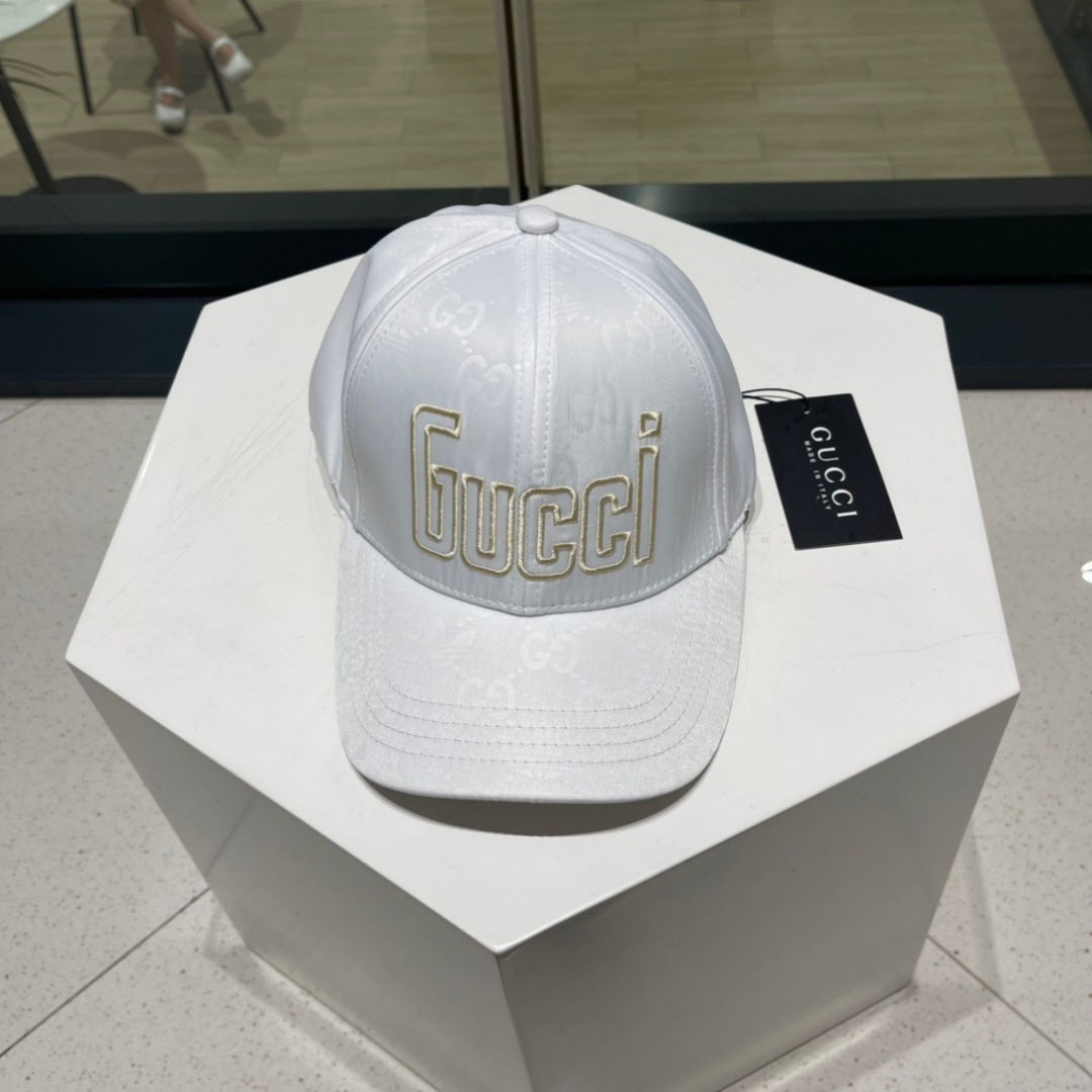  古奇棒球帽♥️GUCCI🧢官网新品，棒球帽，原单品质火爆来袭 。🎩 工艺非常精美 高档大气上档次！低调