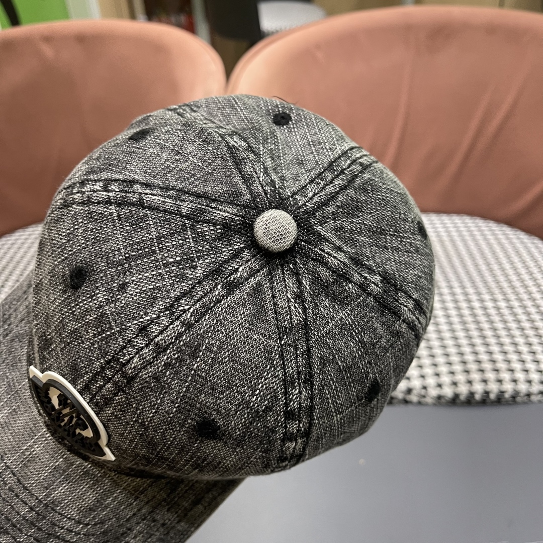 蒙口Moncler🆕2025春款新款个性棒球帽，透气性巨佳，四季佩戴款高颜值时尚单品！
男女同款