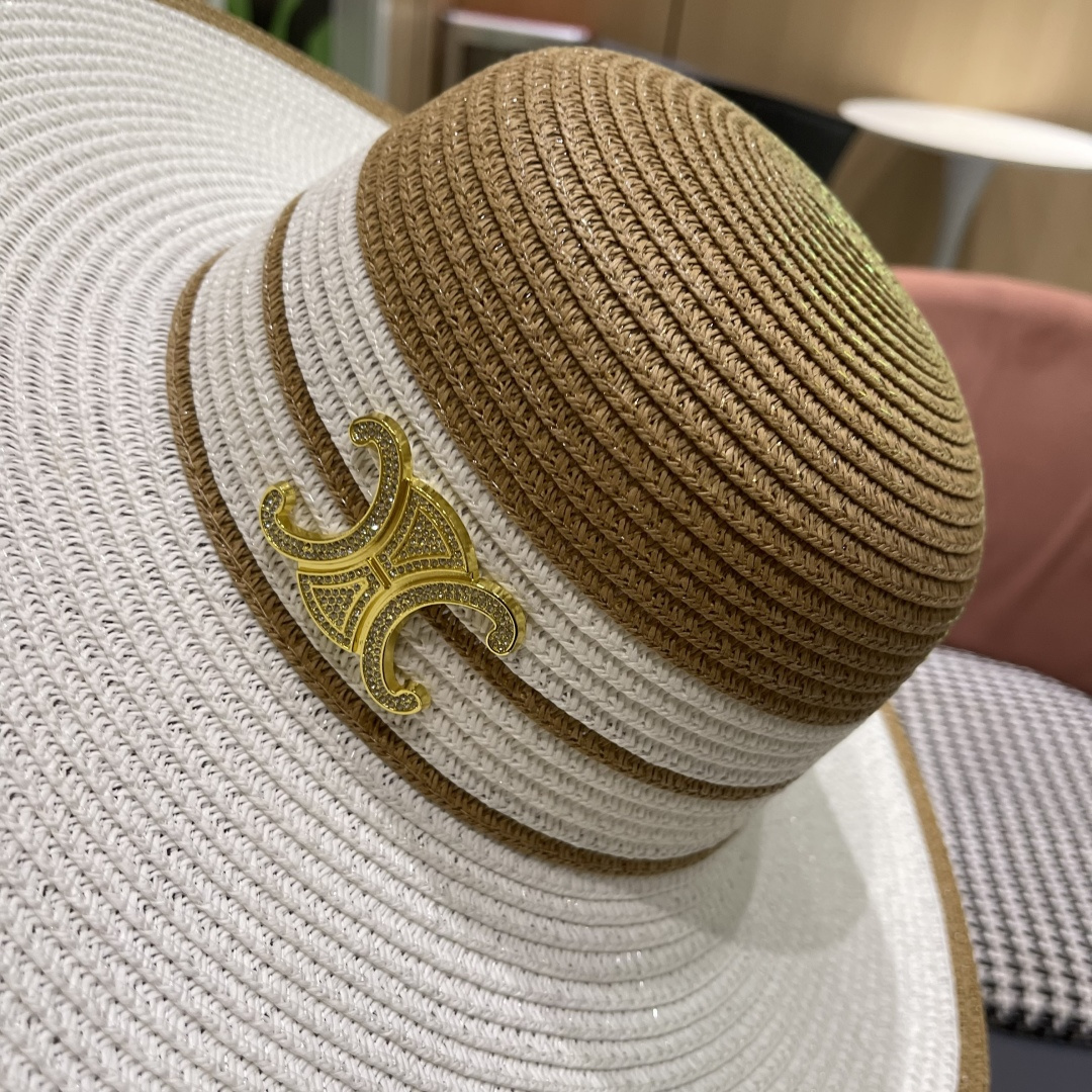 【CELINE赛琳】2025新款大沿草编草帽，出街必备超好搭配，赶紧入手！