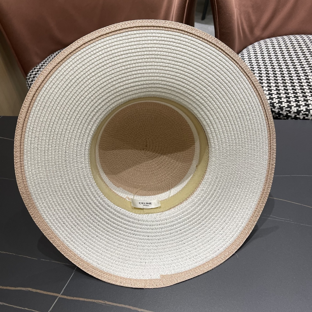 【CELINE赛琳】2025新款大沿草编草帽，出街必备超好搭配，赶紧入手！