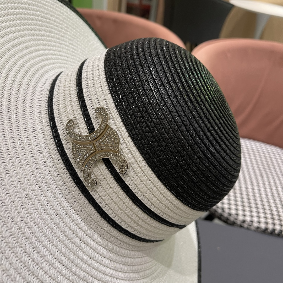 【CELINE赛琳】2025新款大沿草编草帽，出街必备超好搭配，赶紧入手！