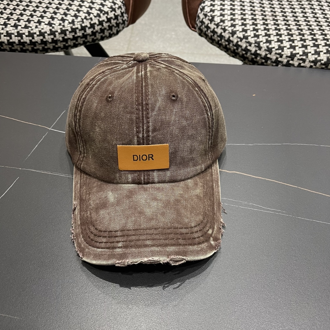 【DIOR迪奥】2025新款简约棒球帽🧢，新款出货，大牌款超好搭配，赶紧入手！