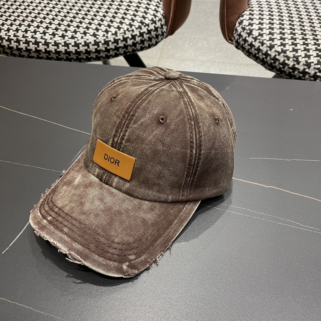 【DIOR迪奥】2025新款简约棒球帽🧢，新款出货，大牌款超好搭配，赶紧入手！