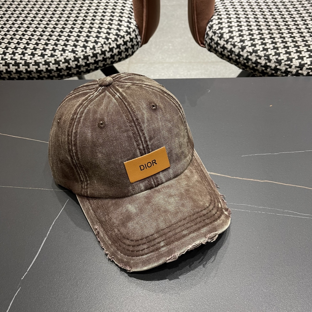【DIOR迪奥】2025新款简约棒球帽🧢，新款出货，大牌款超好搭配，赶紧入手！