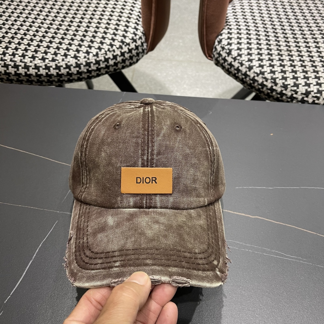【DIOR迪奥】2025新款简约棒球帽🧢，新款出货，大牌款超好搭配，赶紧入手！