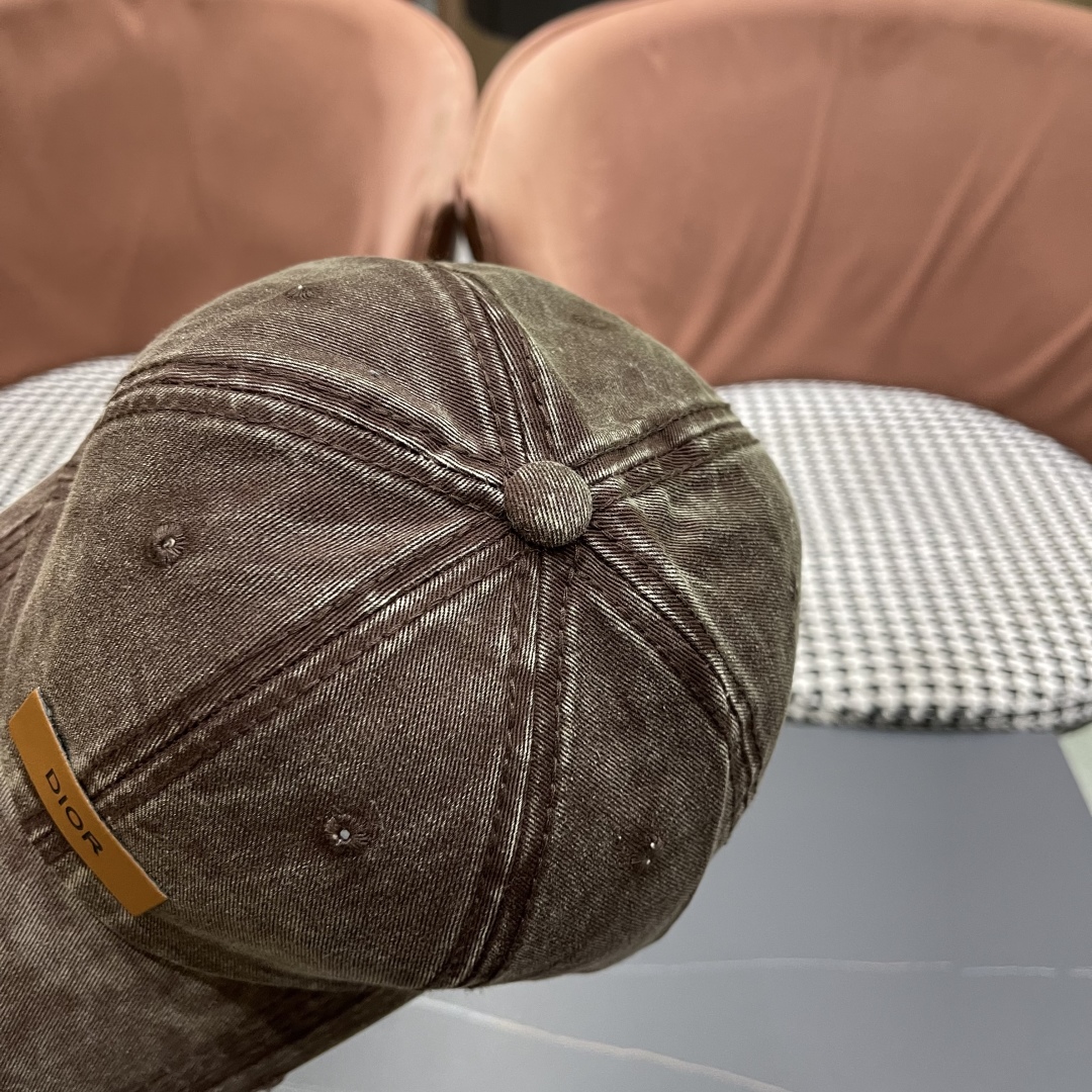 【DIOR迪奥】2025新款简约棒球帽🧢，新款出货，大牌款超好搭配，赶紧入手！