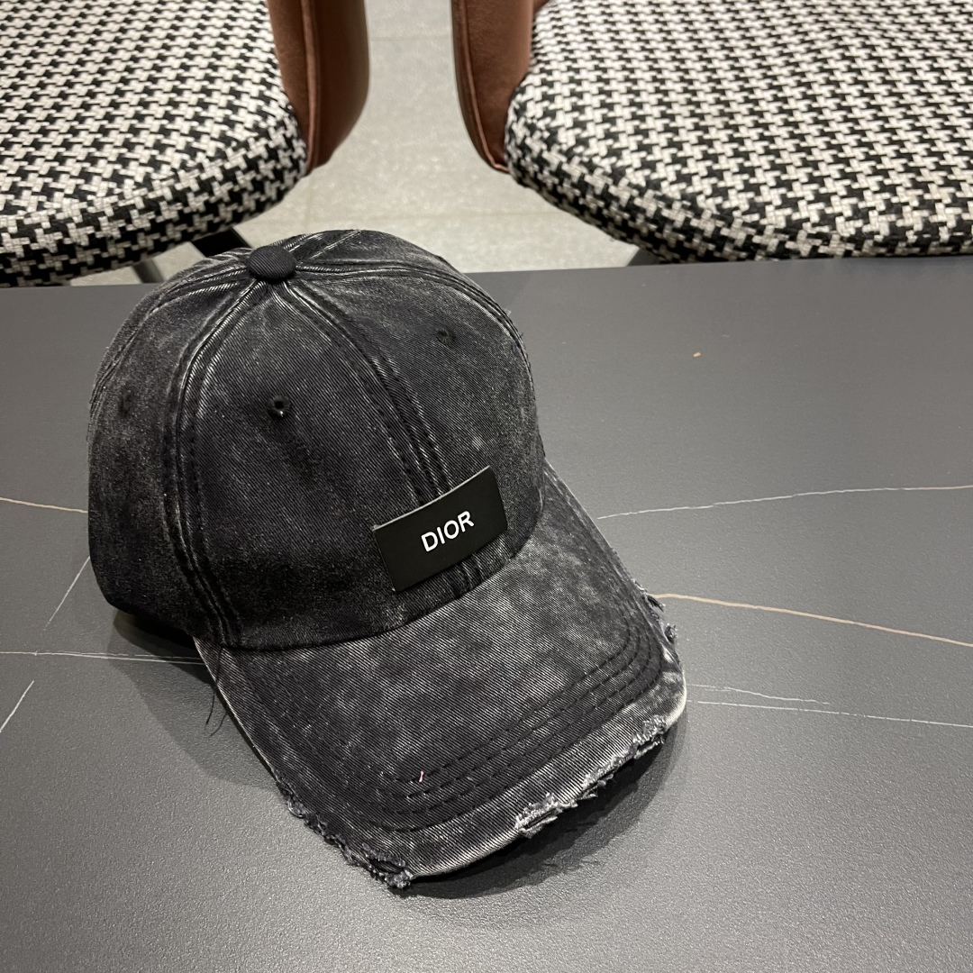 【DIOR迪奥】2025新款简约棒球帽🧢，新款出货，大牌款超好搭配，赶紧入手！