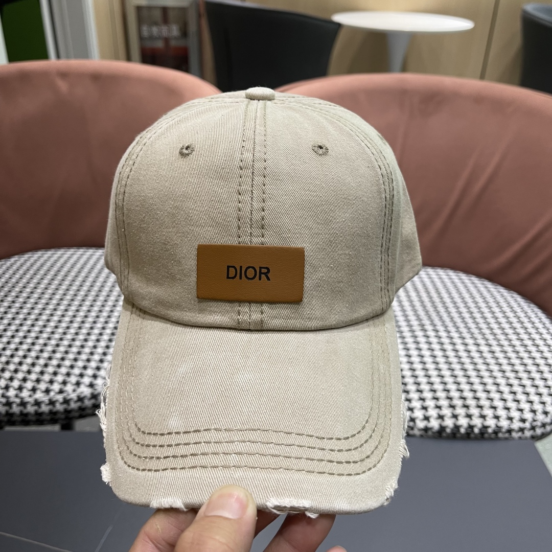 【DIOR迪奥】2025新款简约棒球帽🧢，新款出货，大牌款超好搭配，赶紧入手！