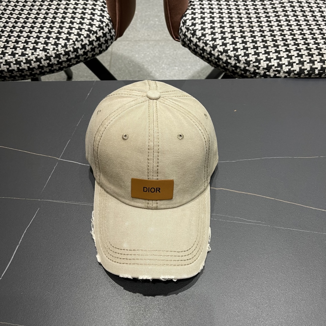 【DIOR迪奥】2025新款简约棒球帽🧢，新款出货，大牌款超好搭配，赶紧入手！