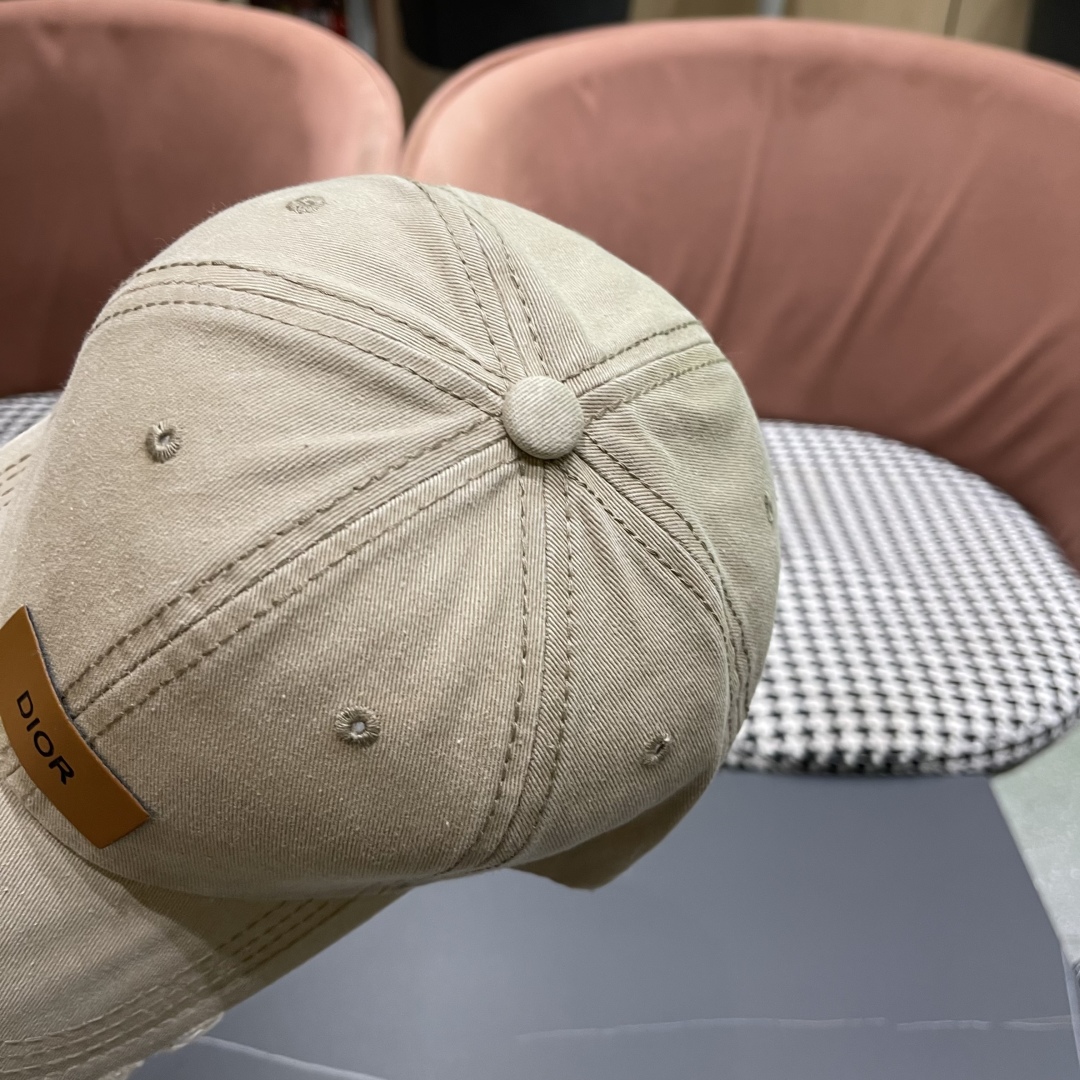 【DIOR迪奥】2025新款简约棒球帽🧢，新款出货，大牌款超好搭配，赶紧入手！