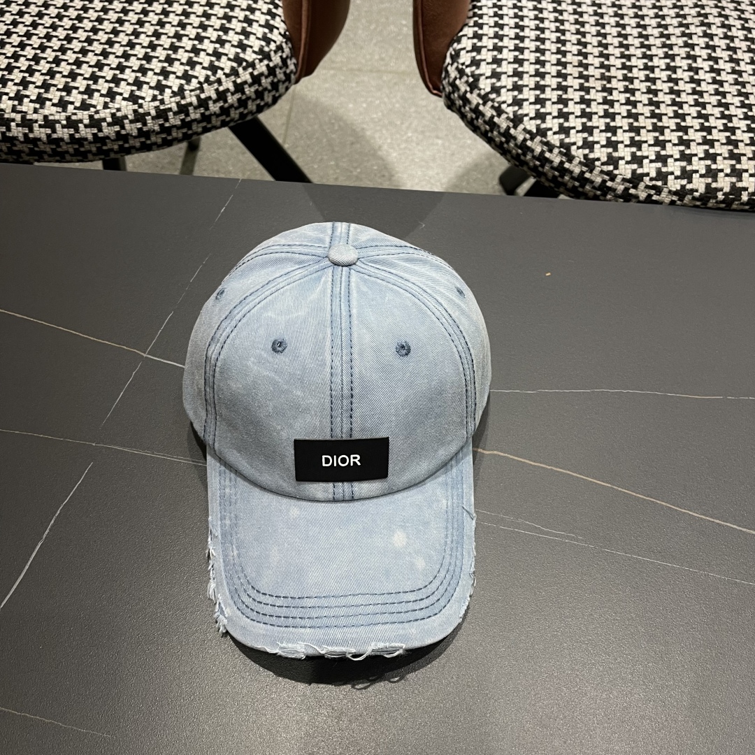 【DIOR迪奥】2025新款简约棒球帽🧢，新款出货，大牌款超好搭配，赶紧入手！