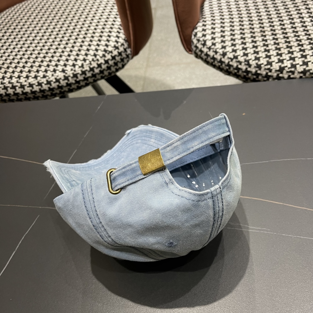 【DIOR迪奥】2025新款简约棒球帽🧢，新款出货，大牌款超好搭配，赶紧入手！