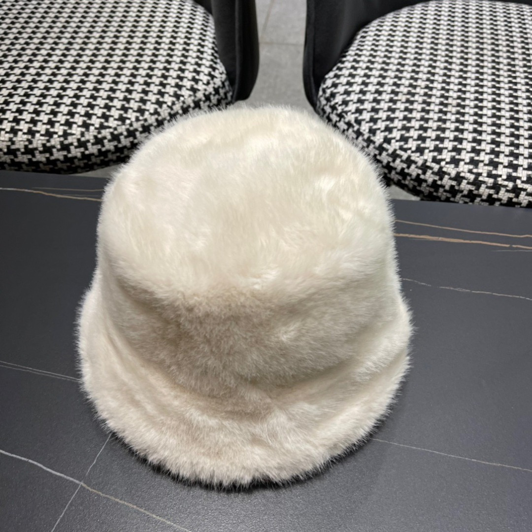 蒙口moncler2024新款毛绒绒毛线渔夫帽保暖百搭街头盆帽