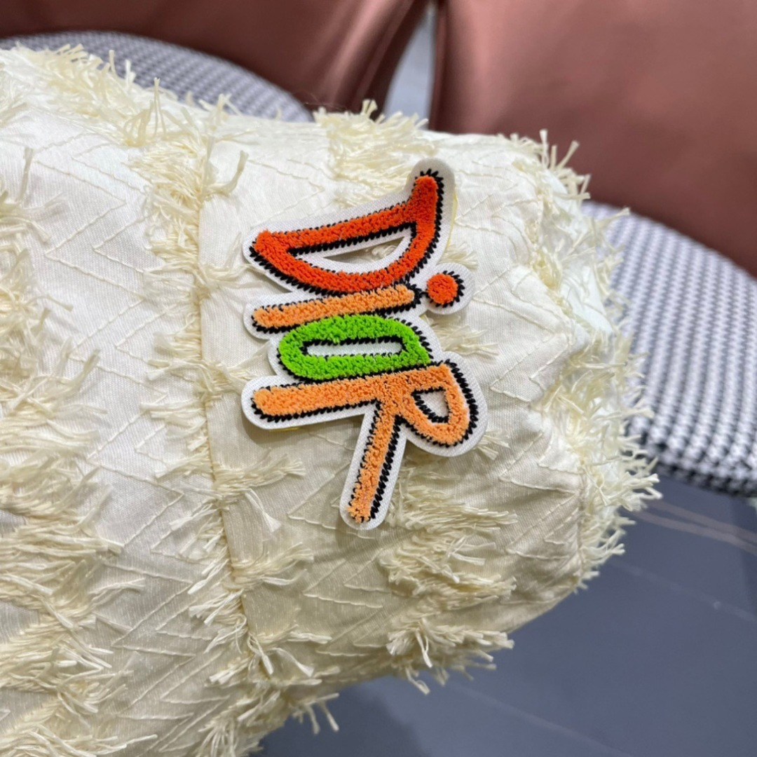 【DIOR迪奥】2024春夏新款渔夫帽，潮流达人必备