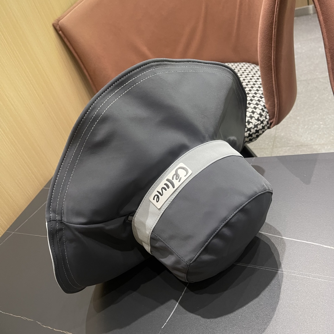  celine赛琳 2025新款春夏新款防晒渔夫帽！秋超显气质，质感无敌！