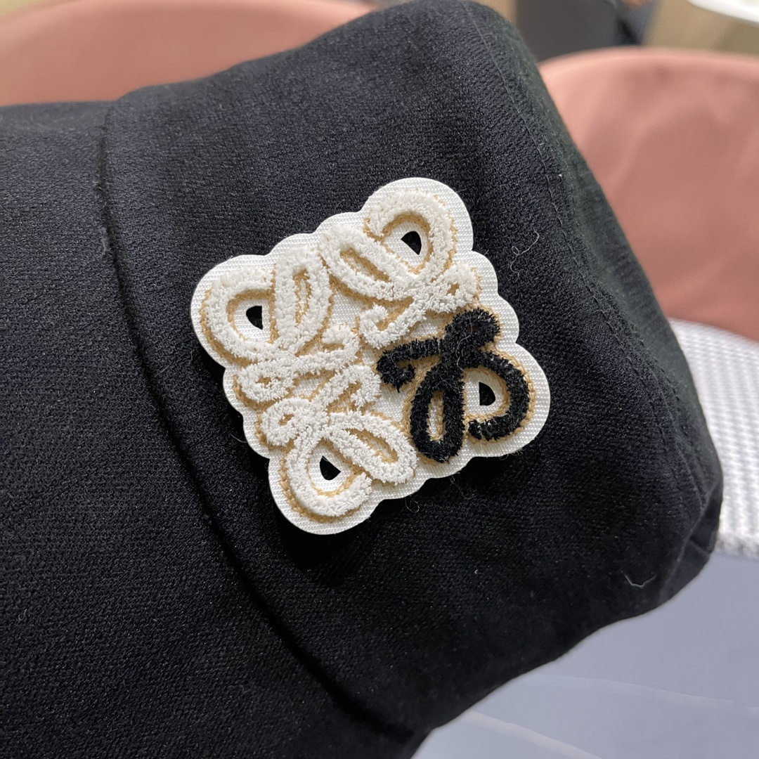  罗意威loewe春夏新款日式简约渔夫帽网红百搭遮阳显脸小水桶帽