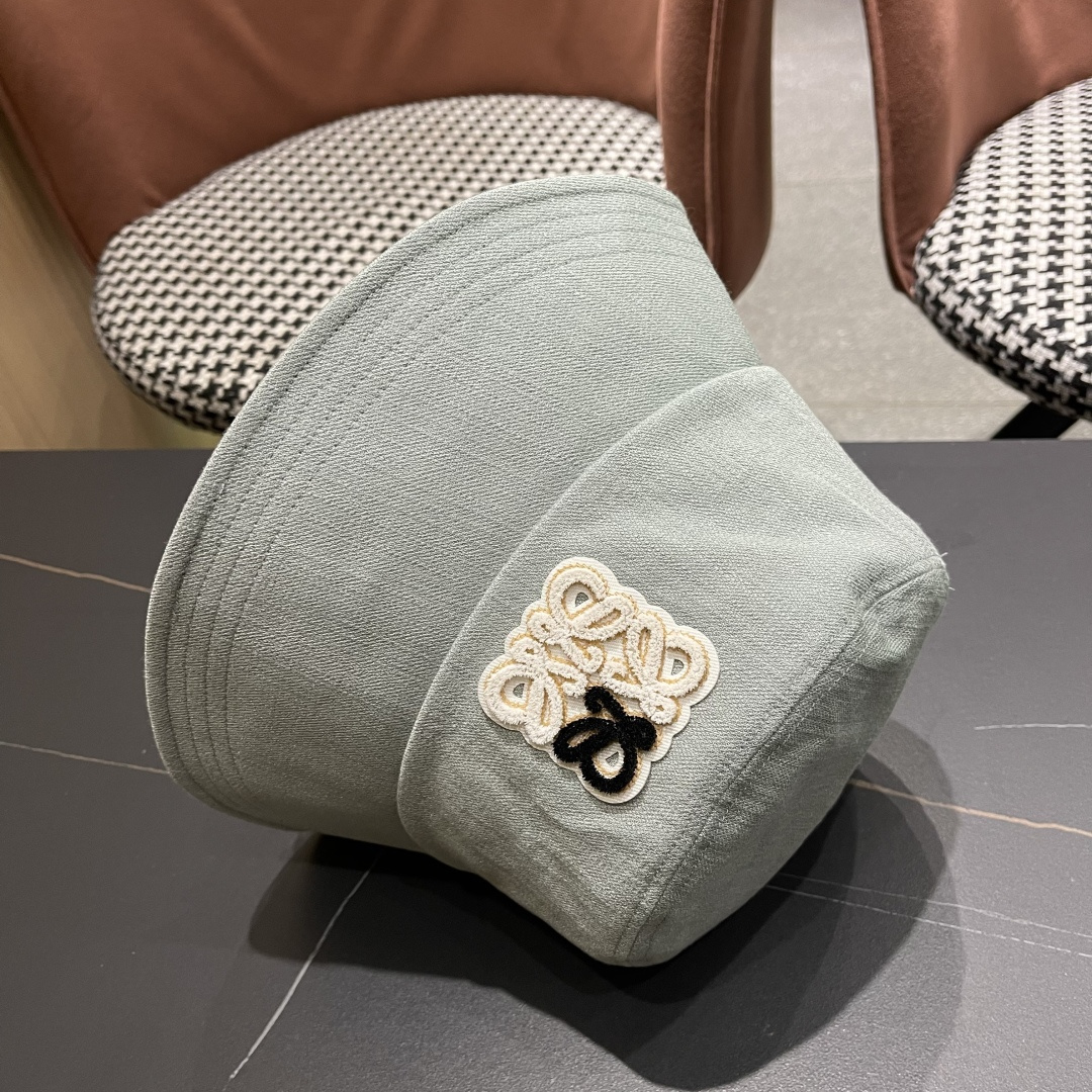  罗意威loewe春夏新款日式简约渔夫帽网红百搭遮阳显脸小水桶帽