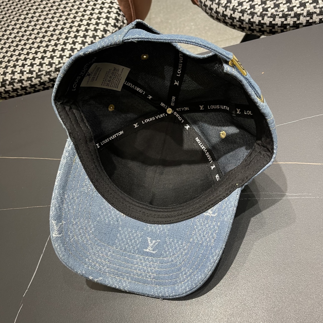  LV路易威登新款原单棒球帽，11开模订制，时尚帅气质量超赞，基础头围56，贴片可调节。