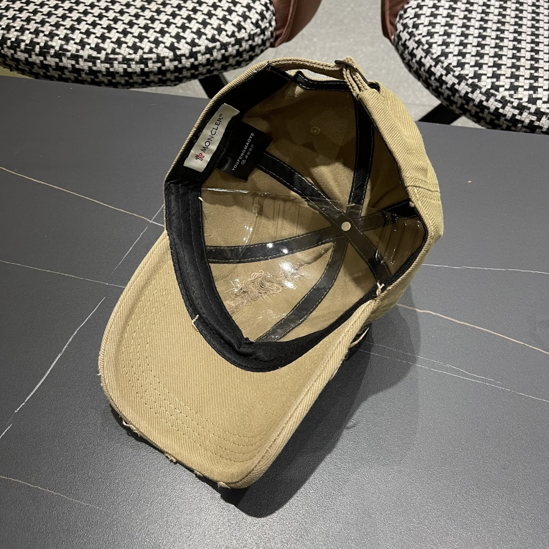 蒙口MONCLER新款破洞棒球帽，时尚炸街单品，风格很OK，高品质舒适透气，