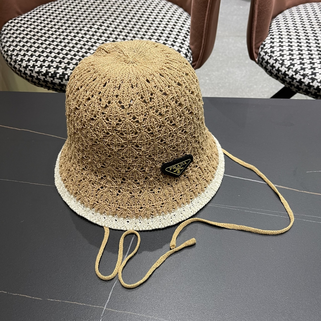 Pr@da 普拉达新款针织镂空渔夫帽，可甜可盐，桶帽巨遮脸超A的帽型，美妞别错过！