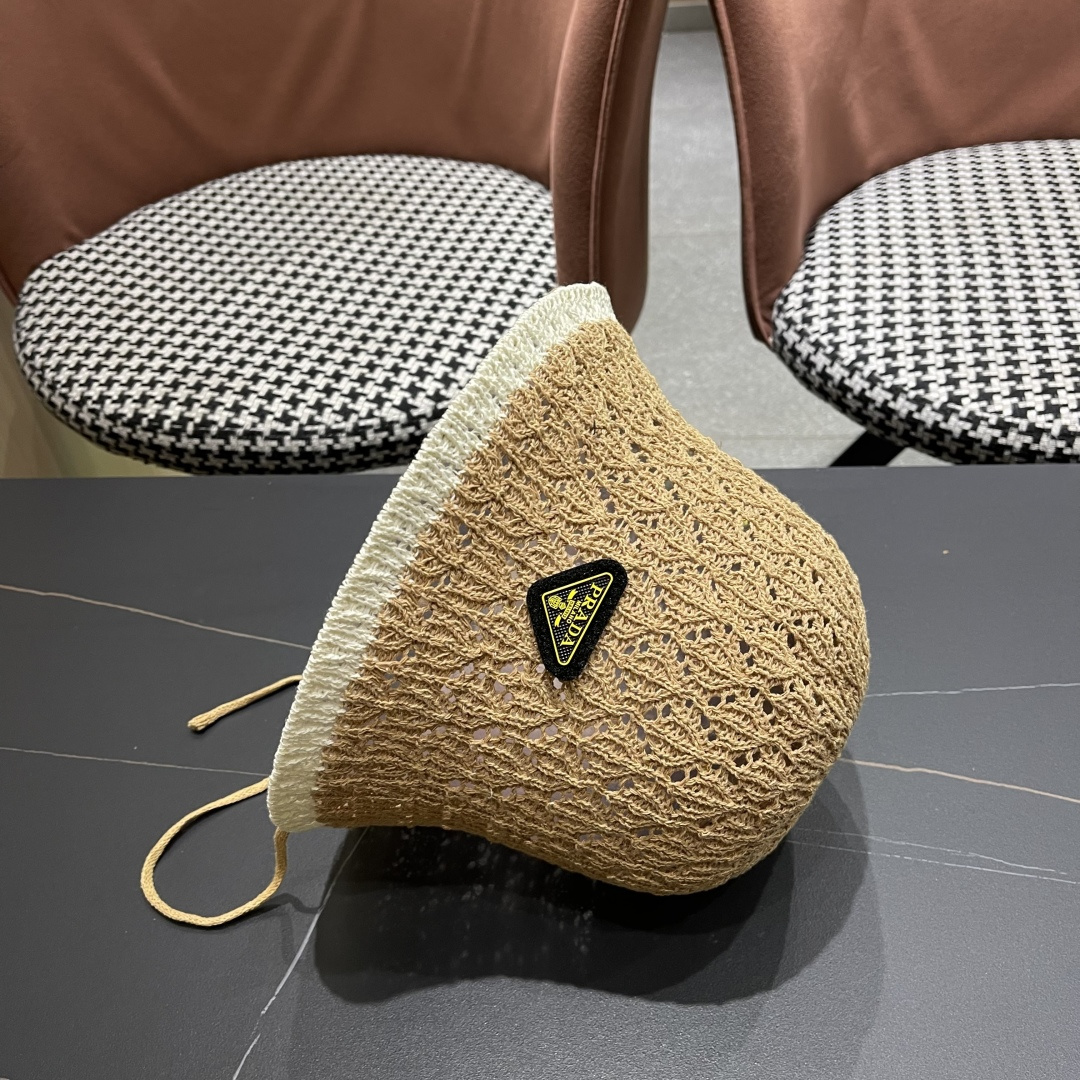  Pr@da 普拉达新款针织镂空渔夫帽，可甜可盐，桶帽巨遮脸超A的帽型，美妞别错过！