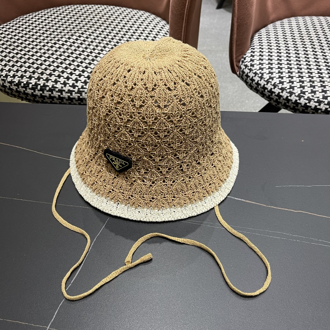  Pr@da 普拉达新款针织镂空渔夫帽，可甜可盐，桶帽巨遮脸超A的帽型，美妞别错过！