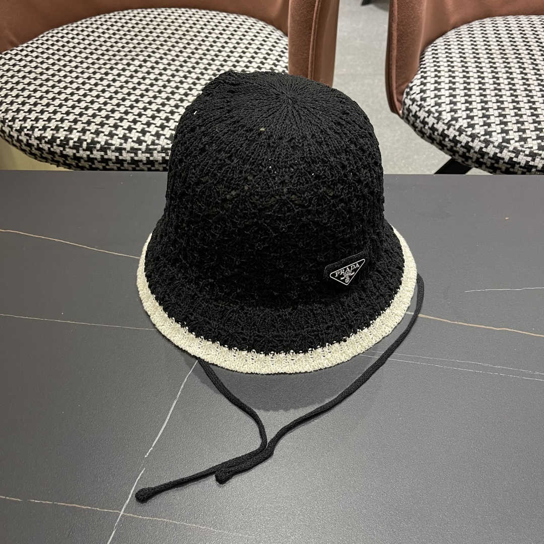  Pr@da 普拉达新款针织镂空渔夫帽，可甜可盐，桶帽巨遮脸超A的帽型，美妞别错过！