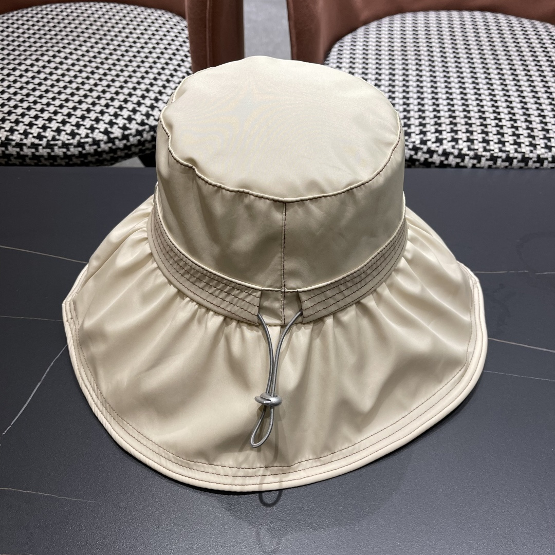 【DIOR迪奥】春夏季新款大帽檐渔夫帽，可折叠很好搭配，出街必备

