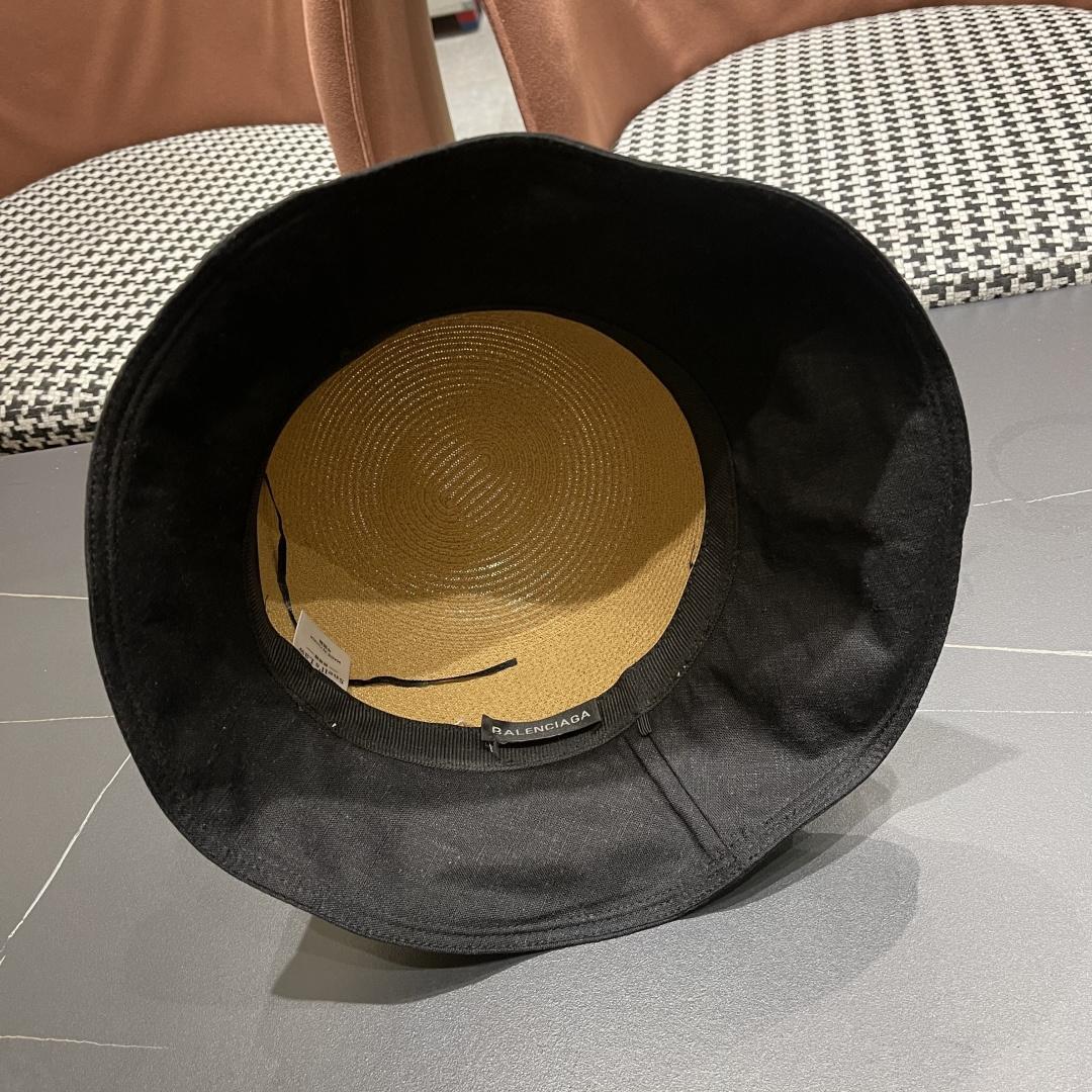  PBALENCIAGA巴黎世家2025春夏季新款遮阳渔夫帽，简约休闲百搭款，