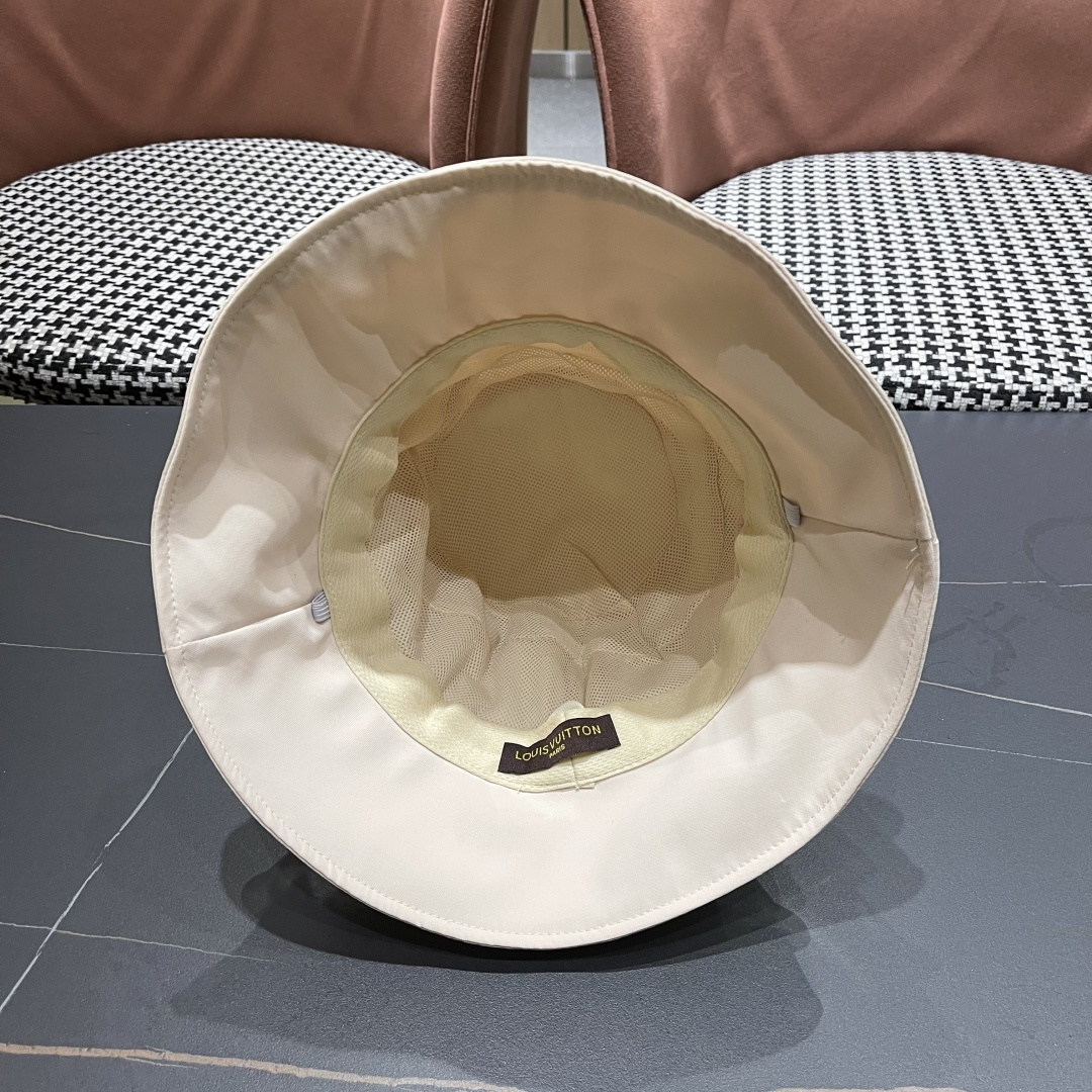  LV渔夫帽🧢新款路易威登轻便防晒渔夫帽🧢 火爆出货，质量超赞👍 时尚百搭