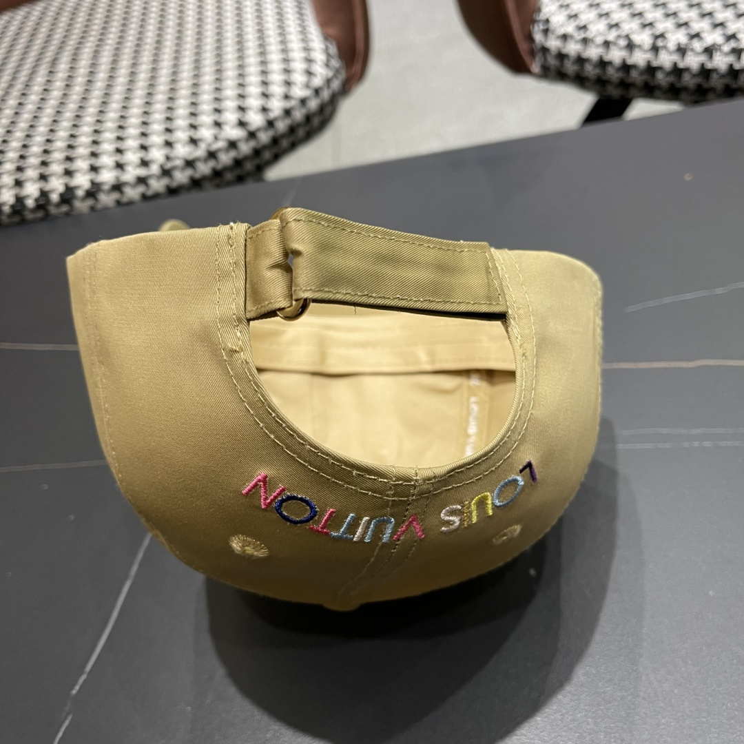  路易威登棒球帽 LouisVuitton😍新款LV棒球帽高端大气，百搭款🤗男女通用！跑量！