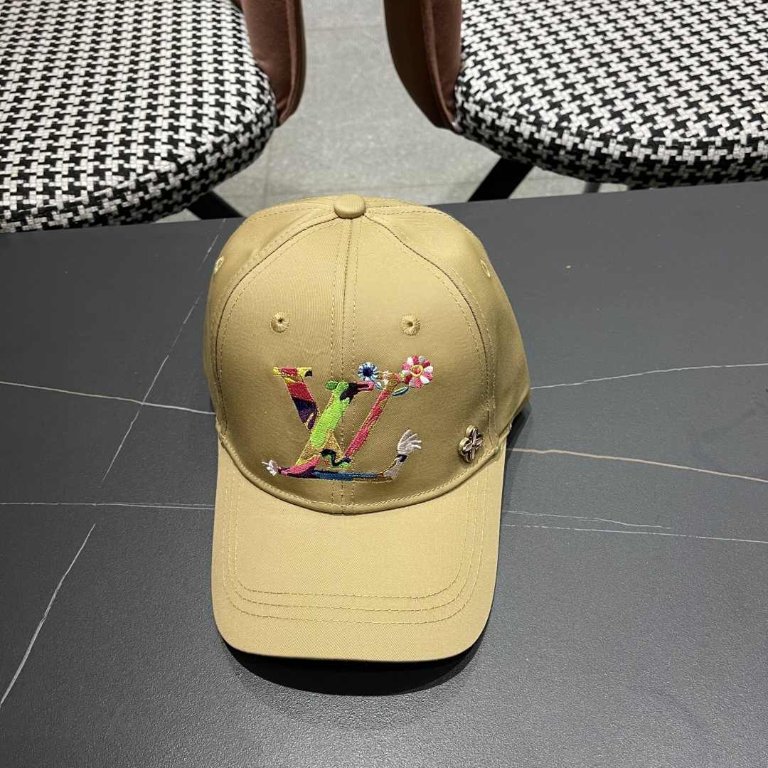  路易威登棒球帽 LouisVuitton😍新款LV棒球帽高端大气，百搭款🤗男女通用！跑量！