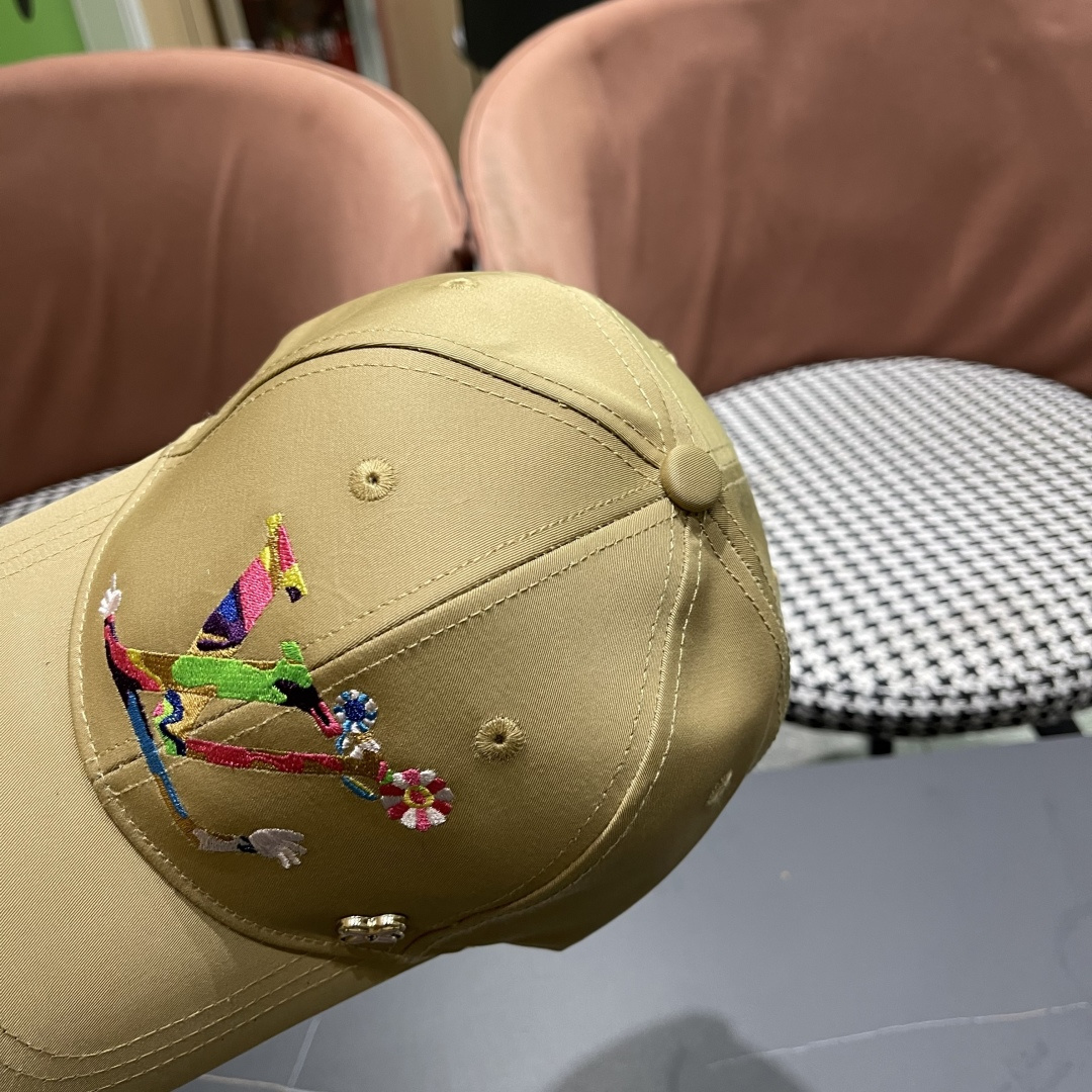  路易威登棒球帽 LouisVuitton😍新款LV棒球帽高端大气，百搭款🤗男女通用！跑量！