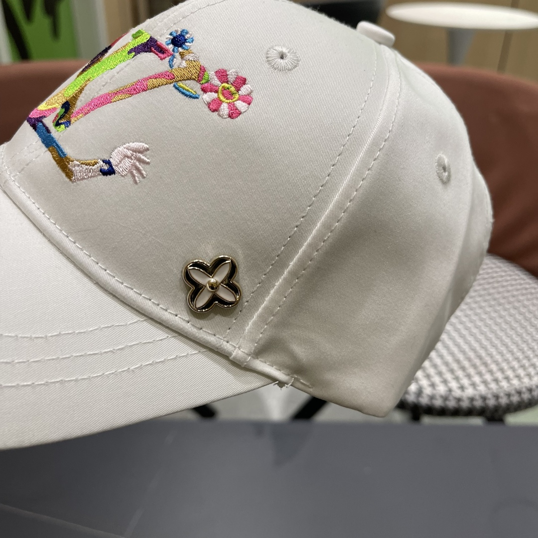  路易威登棒球帽 LouisVuitton😍新款LV棒球帽高端大气，百搭款🤗男女通用！跑量！
