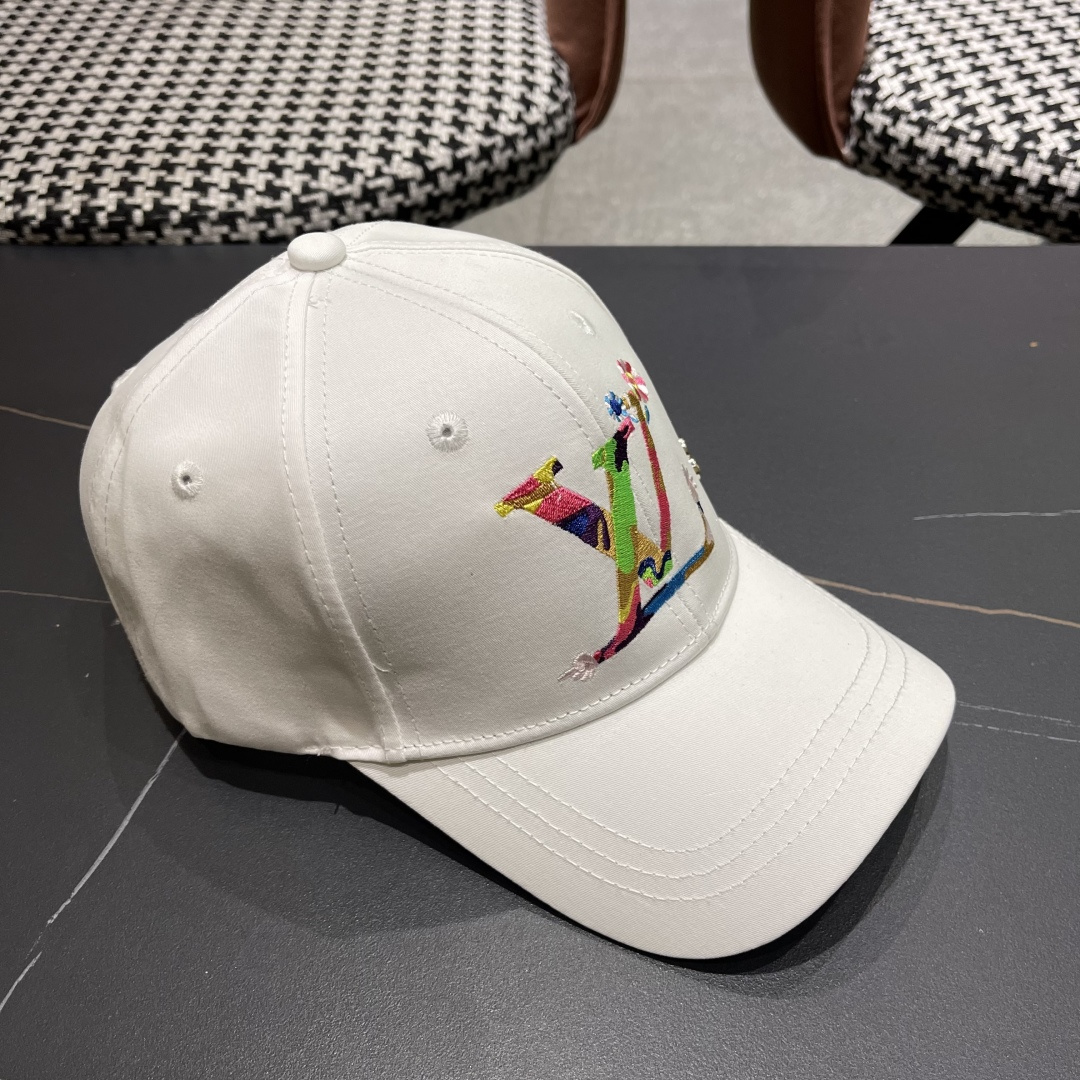  路易威登棒球帽 LouisVuitton😍新款LV棒球帽高端大气，百搭款🤗男女通用！跑量！