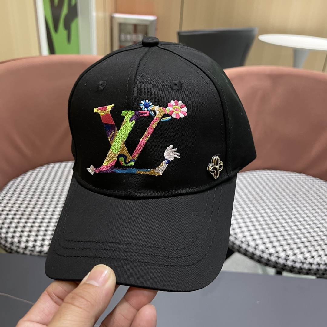 路易威登棒球帽 LouisVuitton😍新款LV棒球帽高端大气，百搭款🤗男女通用！跑量！