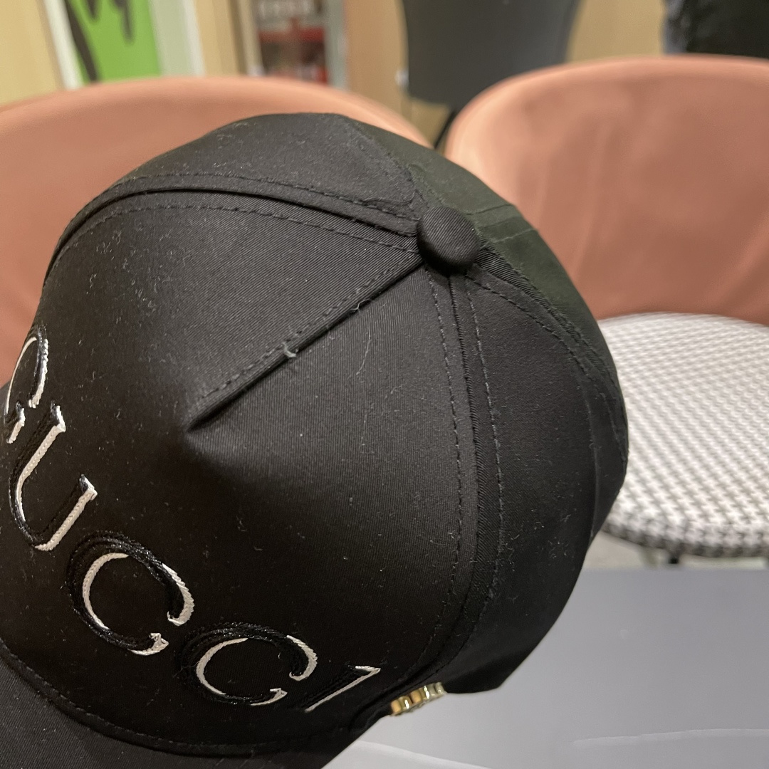  P古奇棒球帽♥️GUCCI🧢官网新品，棒球帽，原单品质火爆来袭 🔥🎩 工艺非常精美 高档大气上档次！低