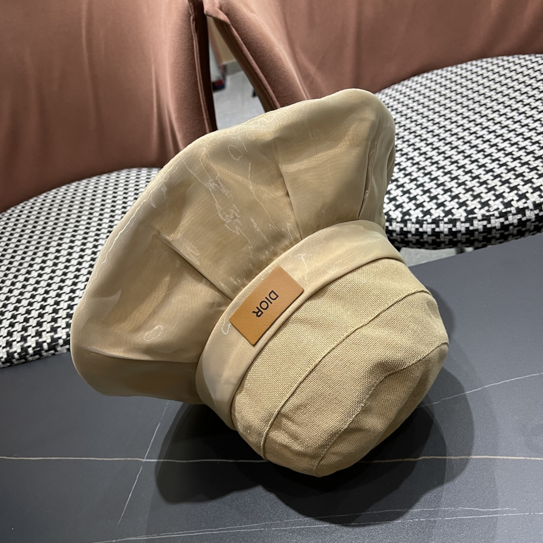  DIOR迪奥渔夫帽女春季海边度假甜美防晒遮阳帽，出街必备