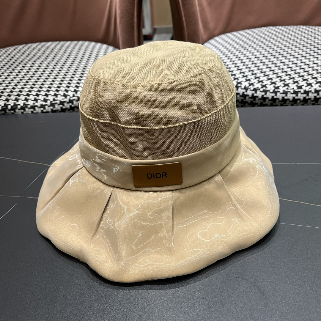  DIOR迪奥渔夫帽女春季海边度假甜美防晒遮阳帽，出街必备