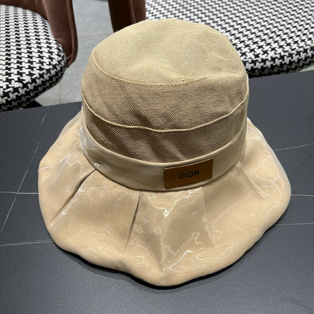  DIOR迪奥渔夫帽女春季海边度假甜美防晒遮阳帽，出街必备