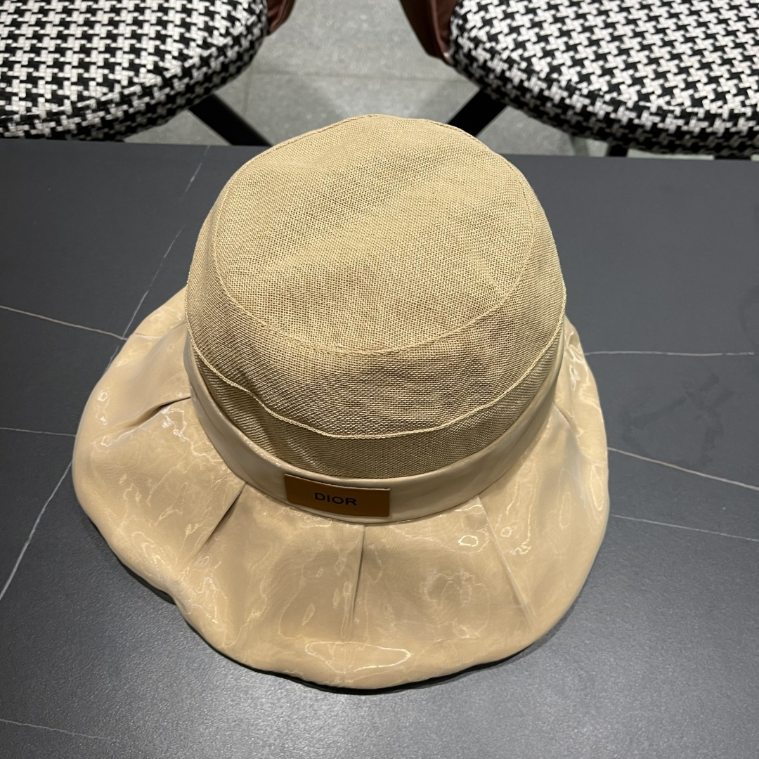  DIOR迪奥渔夫帽女春季海边度假甜美防晒遮阳帽，出街必备