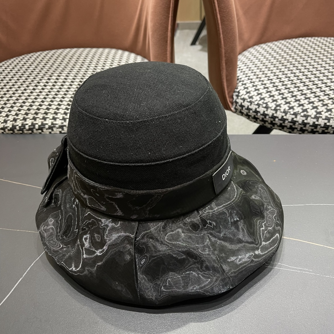  DIOR迪奥渔夫帽女春季海边度假甜美防晒遮阳帽，出街必备