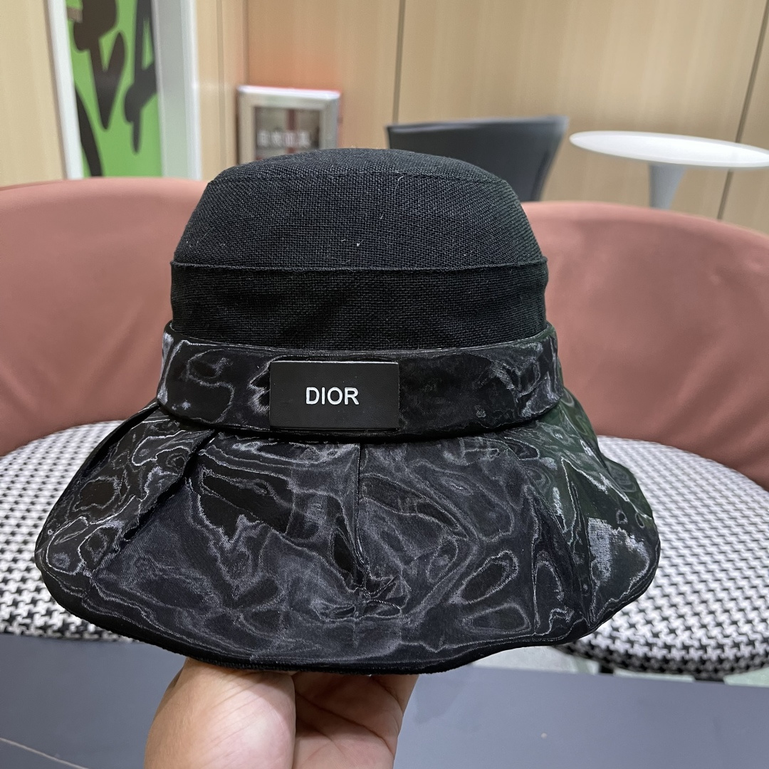  DIOR迪奥渔夫帽女春季海边度假甜美防晒遮阳帽，出街必备